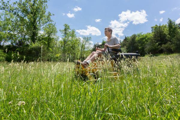 Cost of Tall Grass Mowing in Lake Zurich