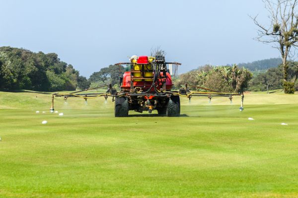 Cost of Golf Course Lawn Care in Lake Zurich
